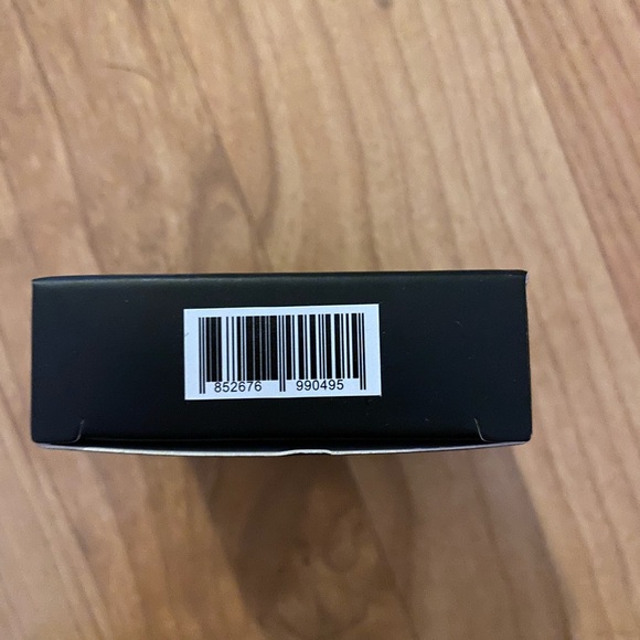 NIB Be A Bombshell Cairo Eye Shadow palette NIB - Picture 6 of 8